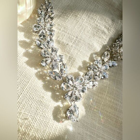 The Jasmine: sparkly cubic zirconia flower statement necklace - Picture 7 of 12